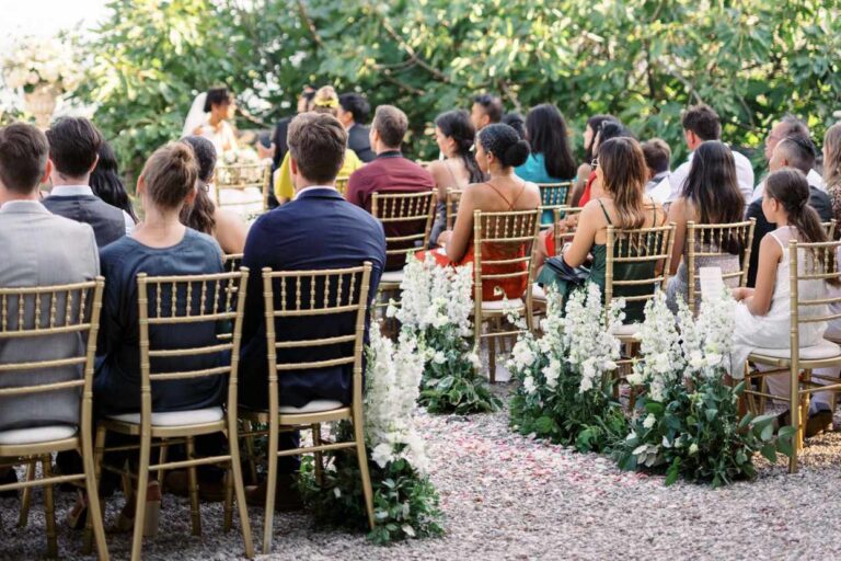 What to Placed on to Every Form of Bridal ceremony, From Black Tie to Yard Event